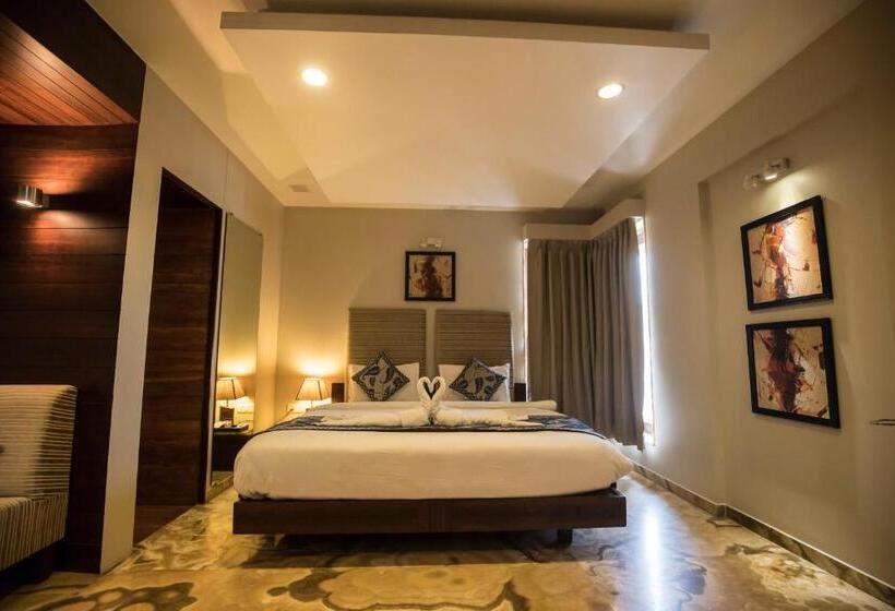 이그제큐티브 룸, Bizz The