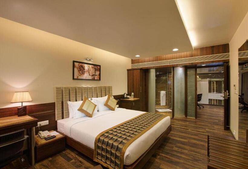 이그제큐티브 룸, Bizz The