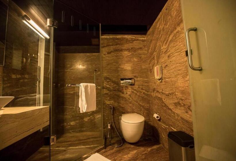 프리미엄 룸, Bizz The