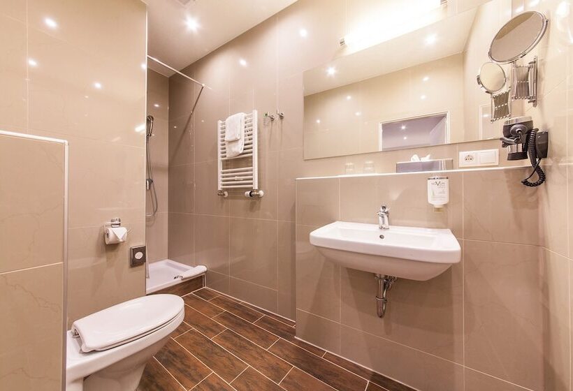 스탠다드 트리플 룸, Excelsior Dortmund Hauptbahnhof