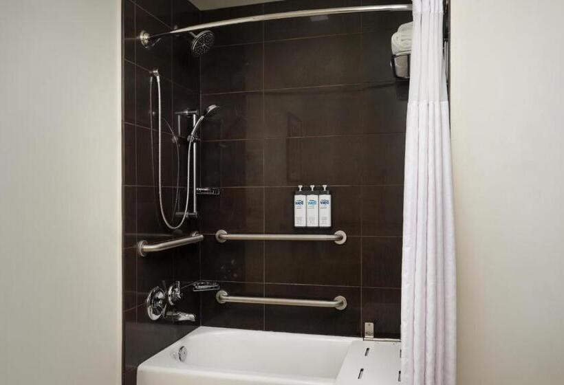 جناح لذوى الاحتياجات الخاصة, Hyatt House Atlanta Downtown