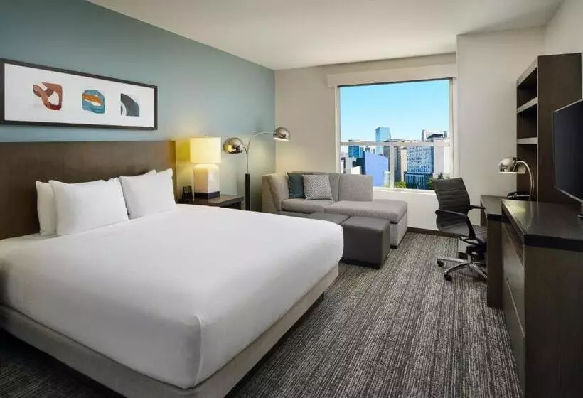 身障者適用キングサイズベッドルーム, Hyatt House Atlanta Downtown