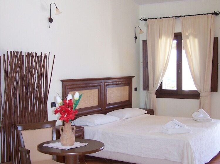 חדר סטנדרט נוף לאגם, Ristorante Funtana Abbas