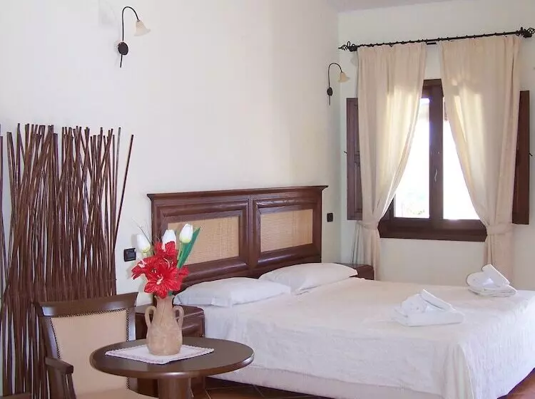 اتاق استاندارد با چشم‌انداز دریاچه, Ristorante Funtana Abbas