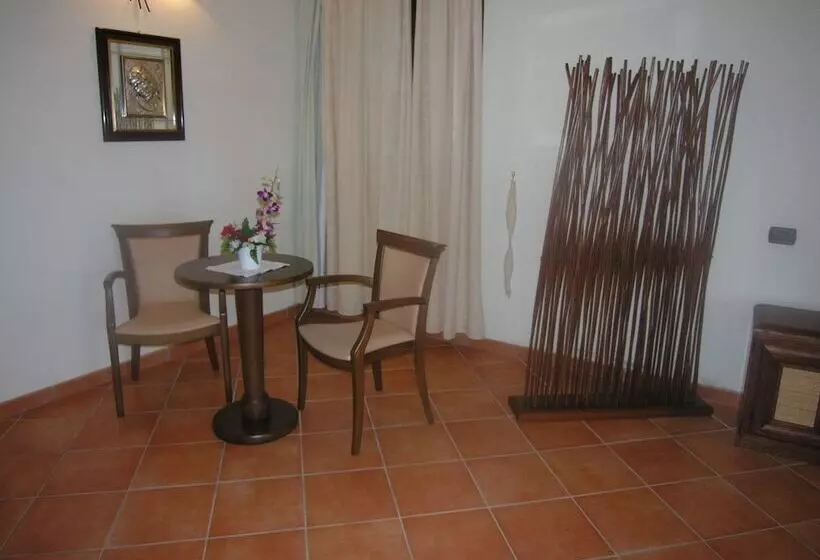 اتاق استاندارد با چشم‌انداز دریاچه, Ristorante Funtana Abbas