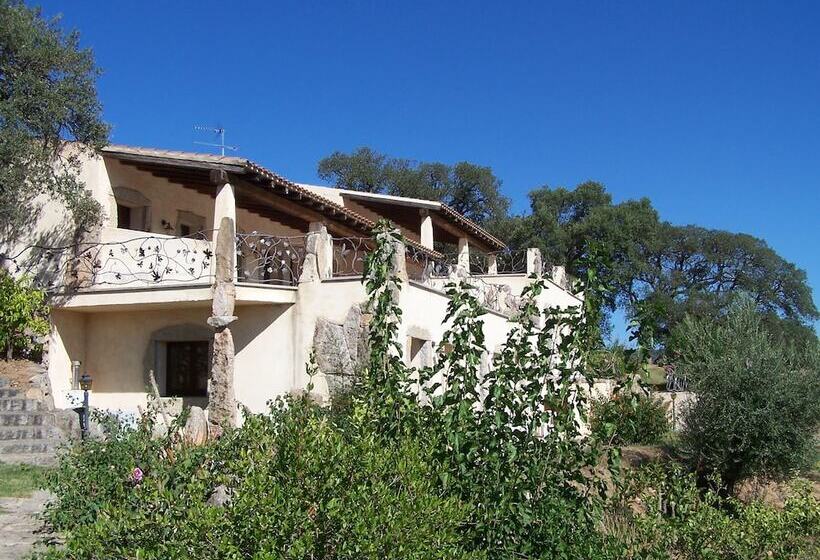 חדר סטנדרט נוף לאגם, Ristorante Funtana Abbas