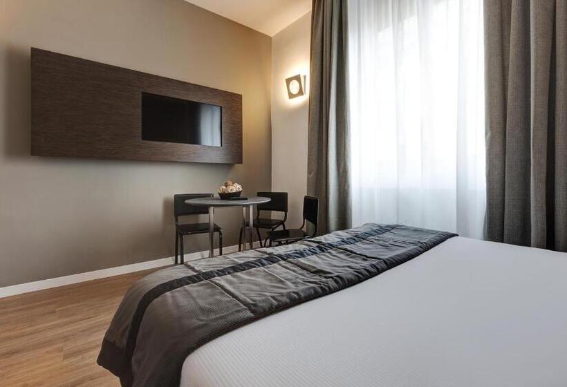 חדר סטנדרט לשלושה, Rome Art Hotel   Gruppo Trevi Hotels