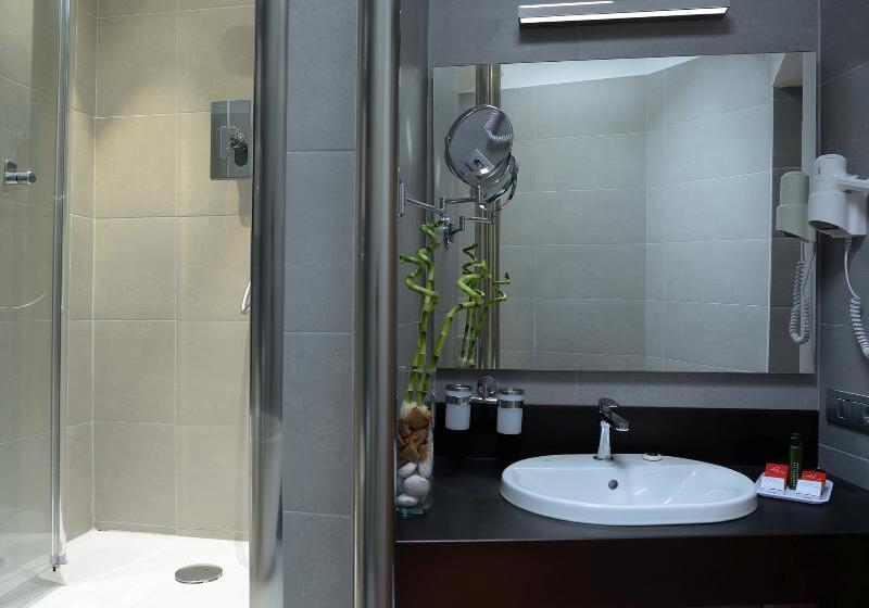 חדר סטנדרט, Rome Art Hotel   Gruppo Trevi Hotels