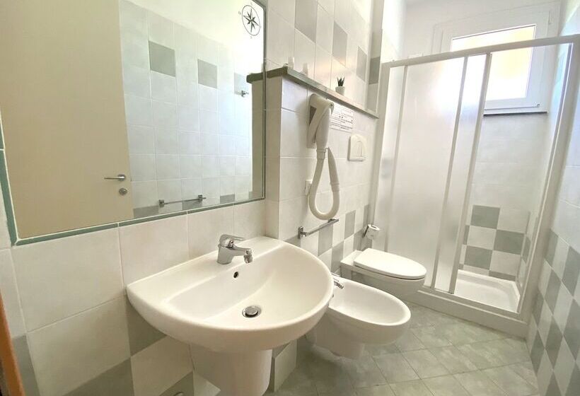 דירת חדר, Rosa Dei Venti