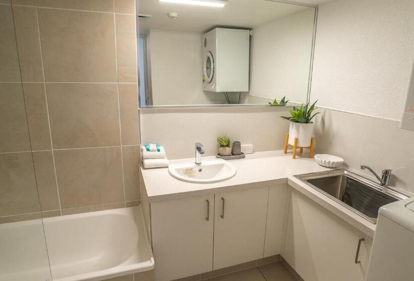 Superior 2-bedroom flat with sea view, Mandolin Beachfront Resort