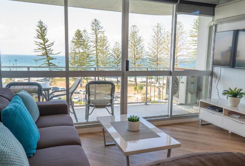 2 Bedroom Premium Apartment Sea View, Mandolin Beachfront Resort