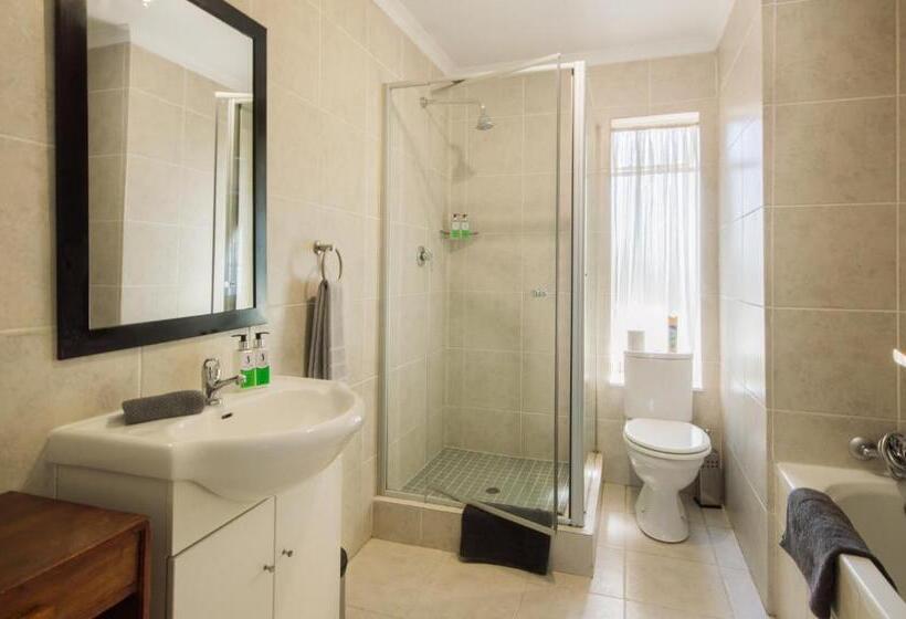 חדר סופריור, Golfer's Lodge