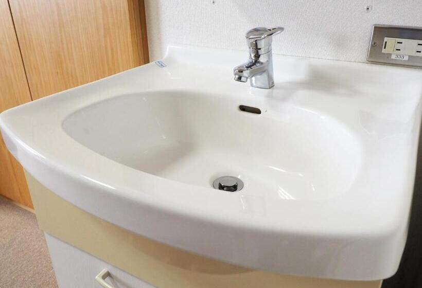 اتاق خانوادگی, Shin Osaka Youth Hostel