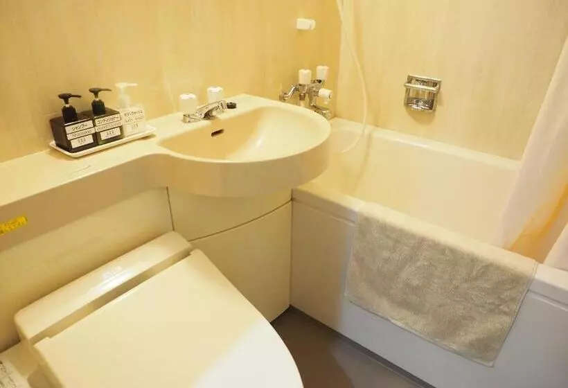 اتاق استاندارد, Shin Osaka Youth Hostel
