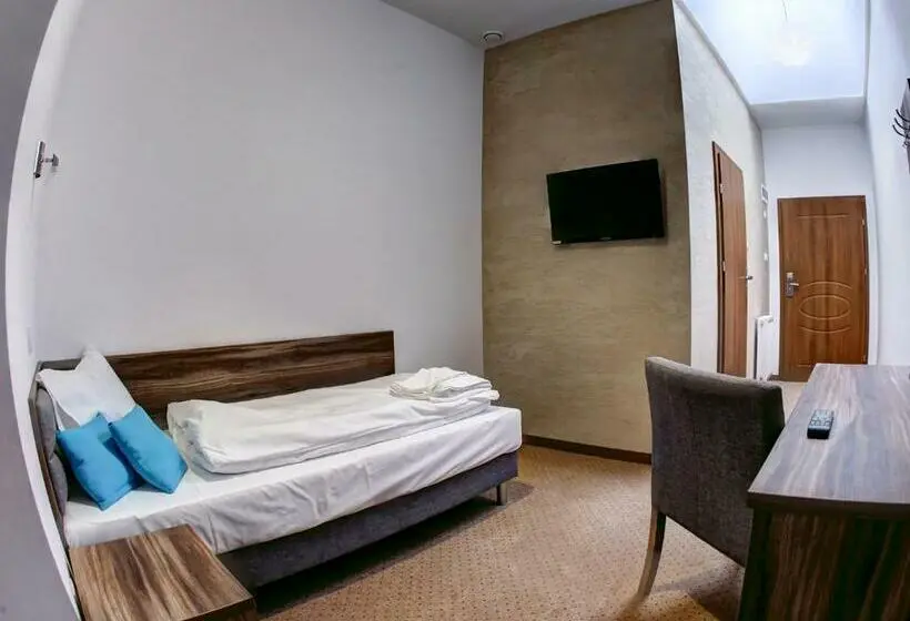 スタンダードシングルルーム, Serby