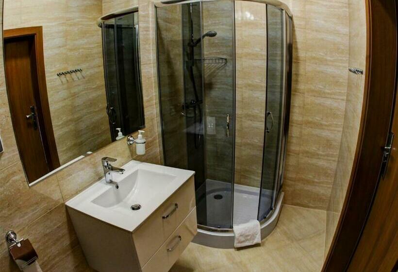 חדר סטנדרט, Serby