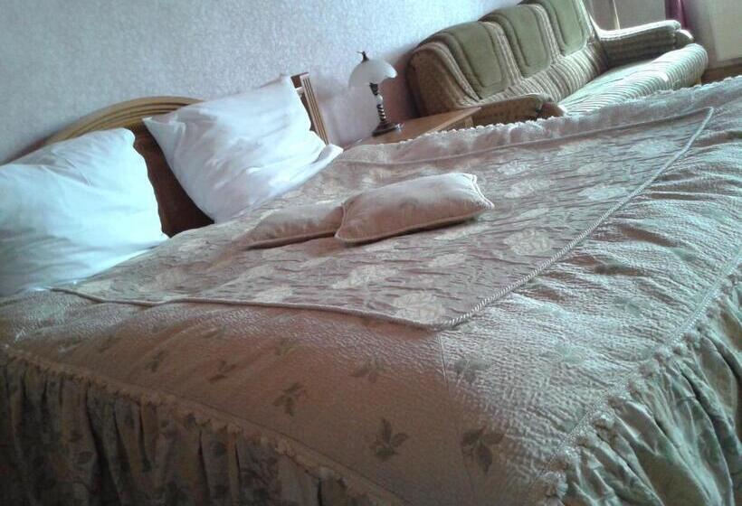 スタンダードルーム, Rezydencja Janków