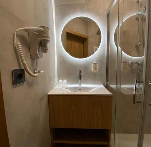 חדר דלוקס יחיד, The Amber Business & Spa