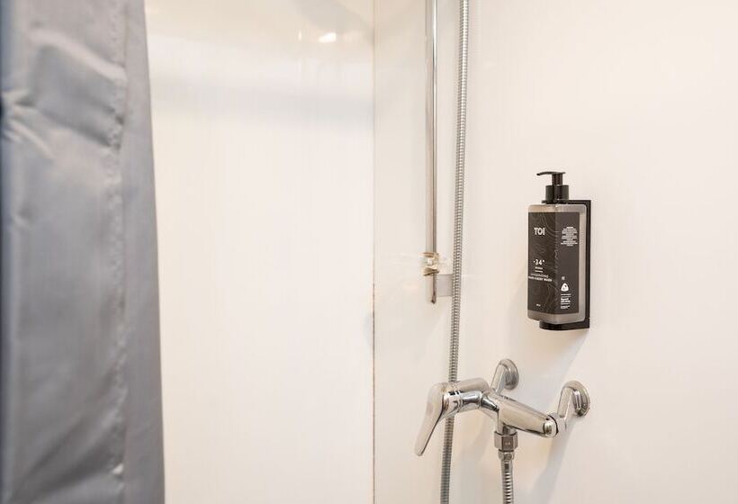 带共用浴室的标准房间, Haka House Rotorua