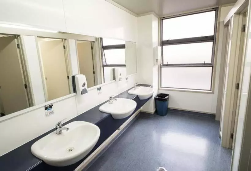 ルームシェアのワンベッド, Haka House Rotorua