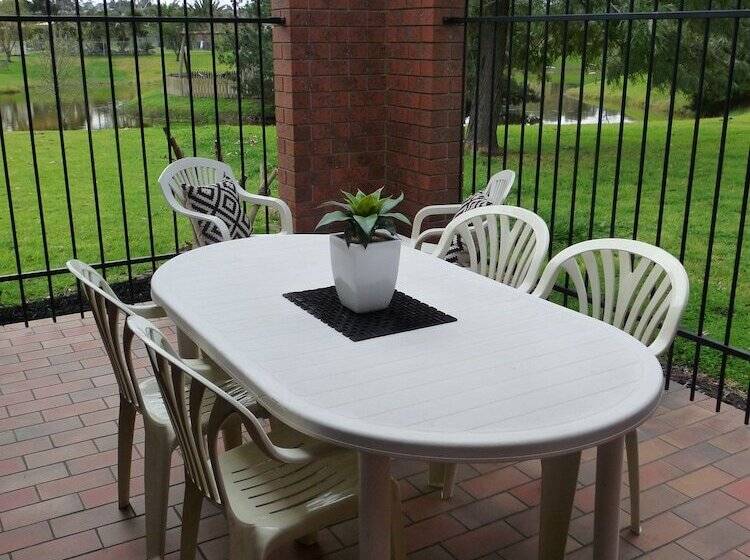 2 베드룸 인테리어 아파트, Barwon Valley Lodge