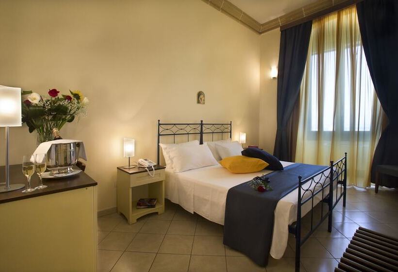 带海景的标准房, Al Pescatore Hotel & Restaurant