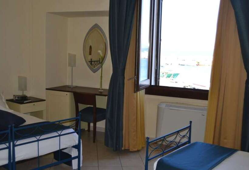 Triple Room Sea View, Al Pescatore Hotel & Restaurant