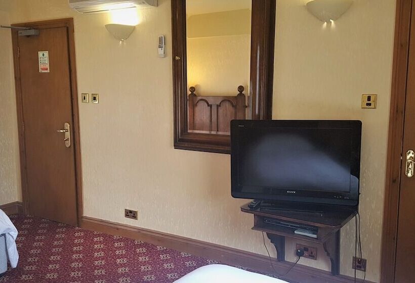 Номер Стандарт, Villare Hitchin Town Centre