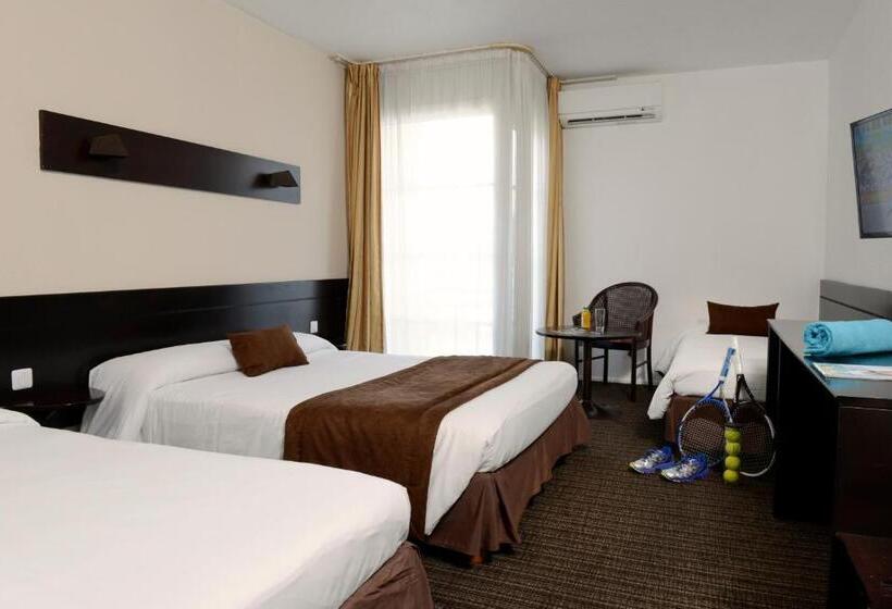 חדר סטנדרט, Espace Leonard De Vinci