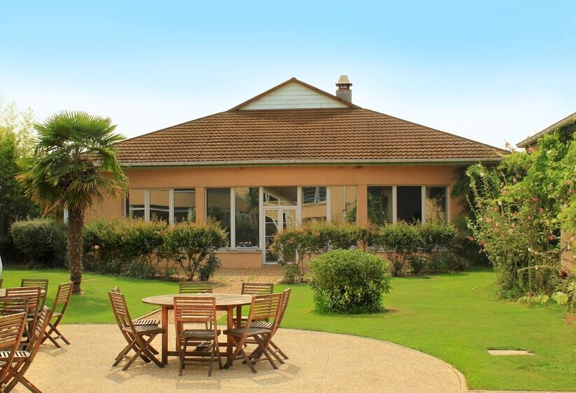 חדר סטנדרט, Espace Leonard De Vinci