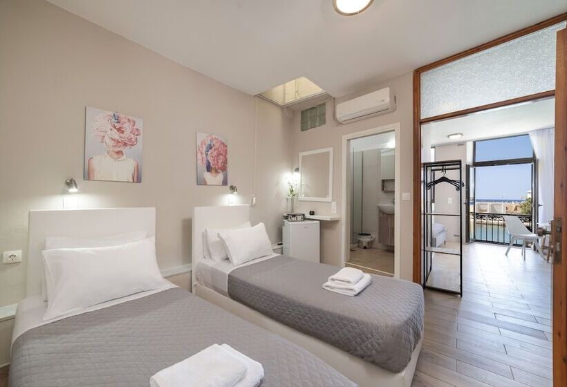 Aile Odası, Faros Rooms