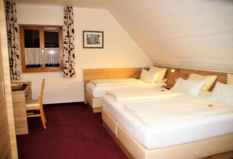 غرفة عائلية, Gasthaus Und Landhotel Wiedmann