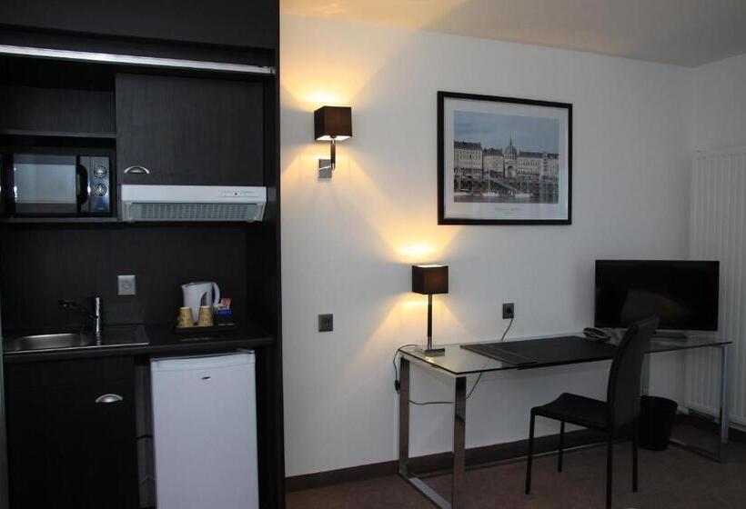 家庭工作室, Golden Tulip Nantes Carquefou Suite