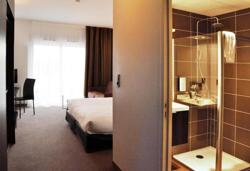 إستوديو كلاسيكى, Golden Tulip Nantes Carquefou Suite