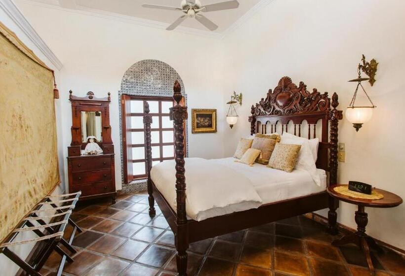 주니어 스위트, Hacienda San Angel