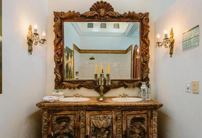 ジュニアスイート, Hacienda San Angel