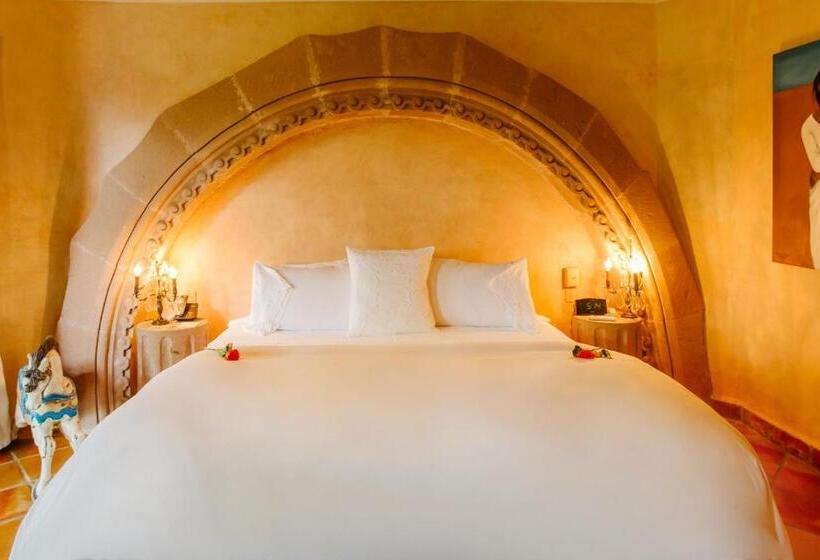 주니어 스위트, Hacienda San Angel