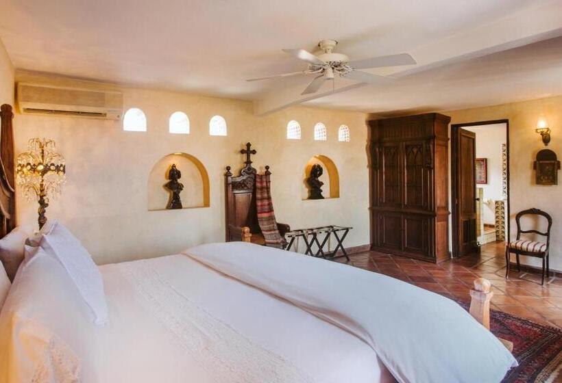 주니어 스위트, Hacienda San Angel