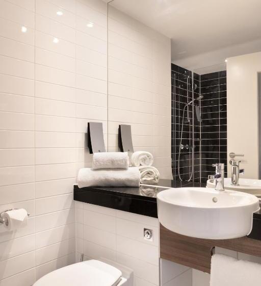 Номер Стандарт, Holiday Inn Express Toulon Est, An Ihg