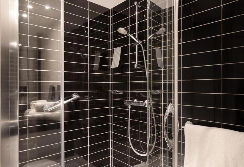 Номер Стандарт, Holiday Inn Express Toulon Est, An Ihg