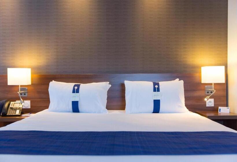 Номер Стандарт, Holiday Inn Express Toulon Est, An Ihg