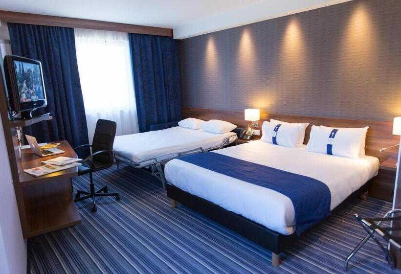 Номер Стандарт, Holiday Inn Express Toulon Est, An Ihg