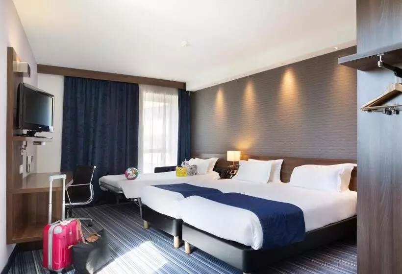 اتاق استاندارد, Holiday Inn Express Toulon   Est, An Ihg