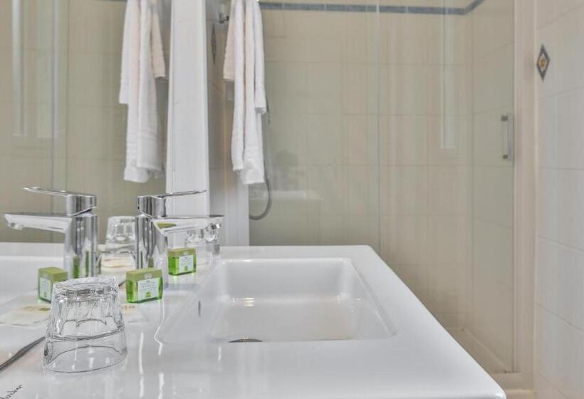 Номер Стандарт, Hôtel La Verperie