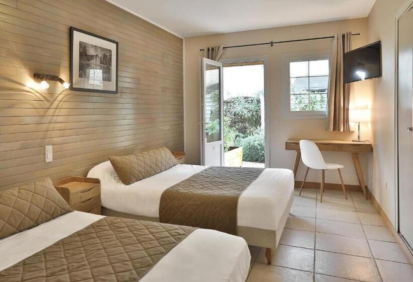 Номер Стандарт Трехместный, Hôtel La Verperie