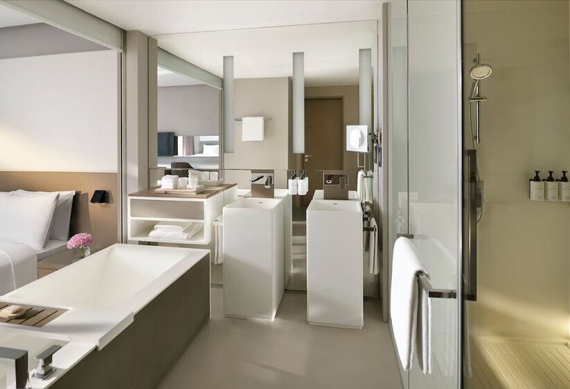 带景观的经典房间, Intercontinental Dubai Marina, An Ihg