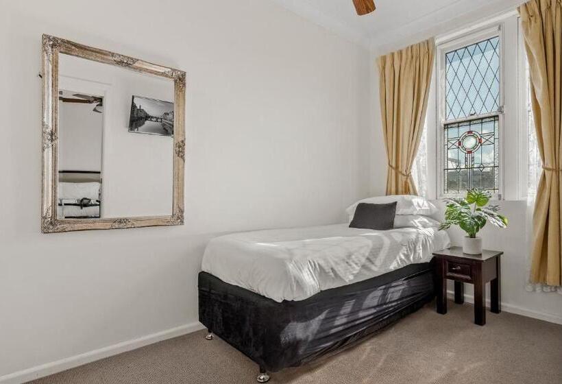 غرفة عائلية, The Metropole Guest House Katoomba