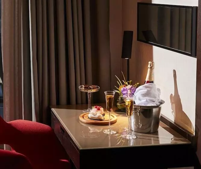 オーシャンビューデラックスルーム, Mövenpick Istanbul Hotel Golden Horn