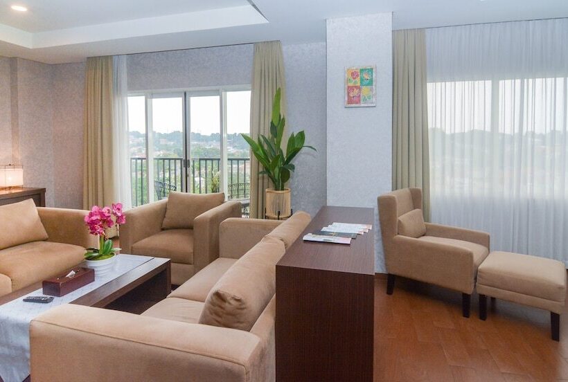 Королевский Люкс, Padjadjaran