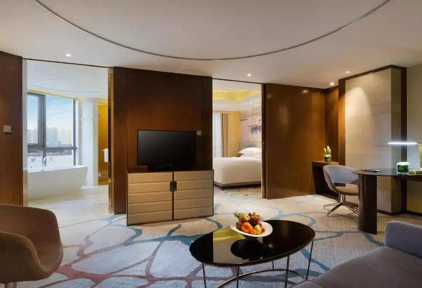 キングサイズベッドのデラックススイート, Pullman Wenzhou